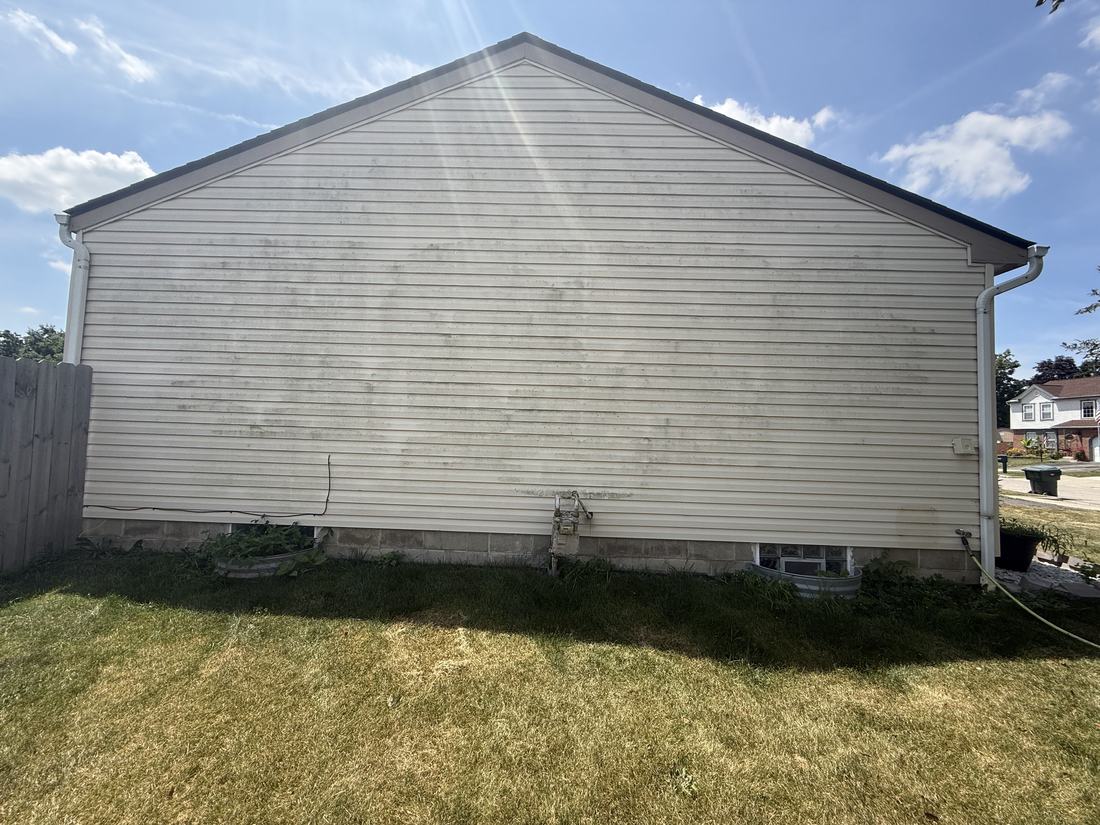 Gable end, the full wall before washing